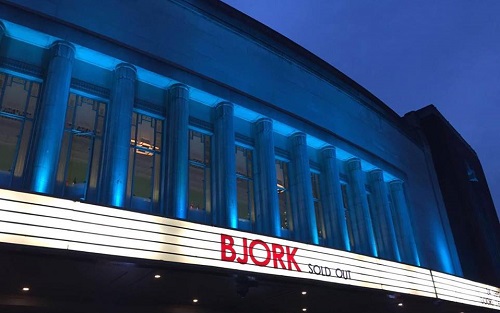 [Bjork at Hammersmith Apollo]