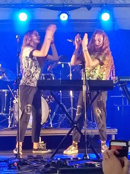 [Let's Eat Grandma]
