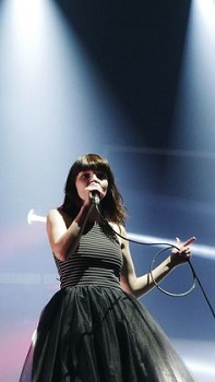 [Chvrches]