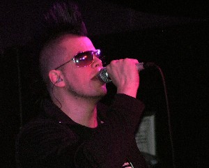 Mr Faderhead - Likes Coke for his Ass