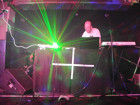 [Heretics Live photo]