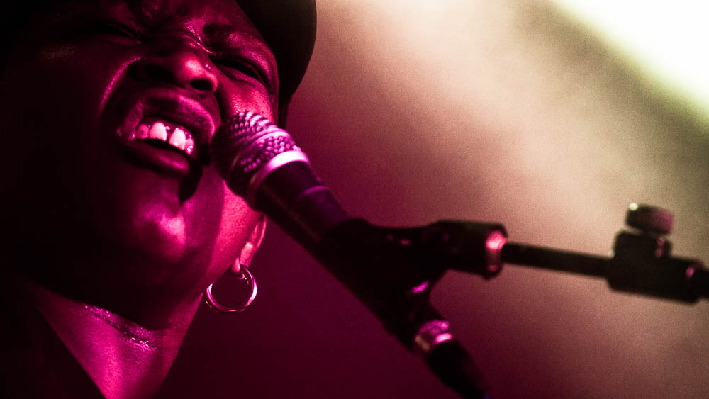 Light Asylum, Infest festival 2010