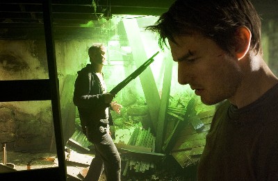 [Tom Cruise and Tim Robbins hide from the alien invaders]